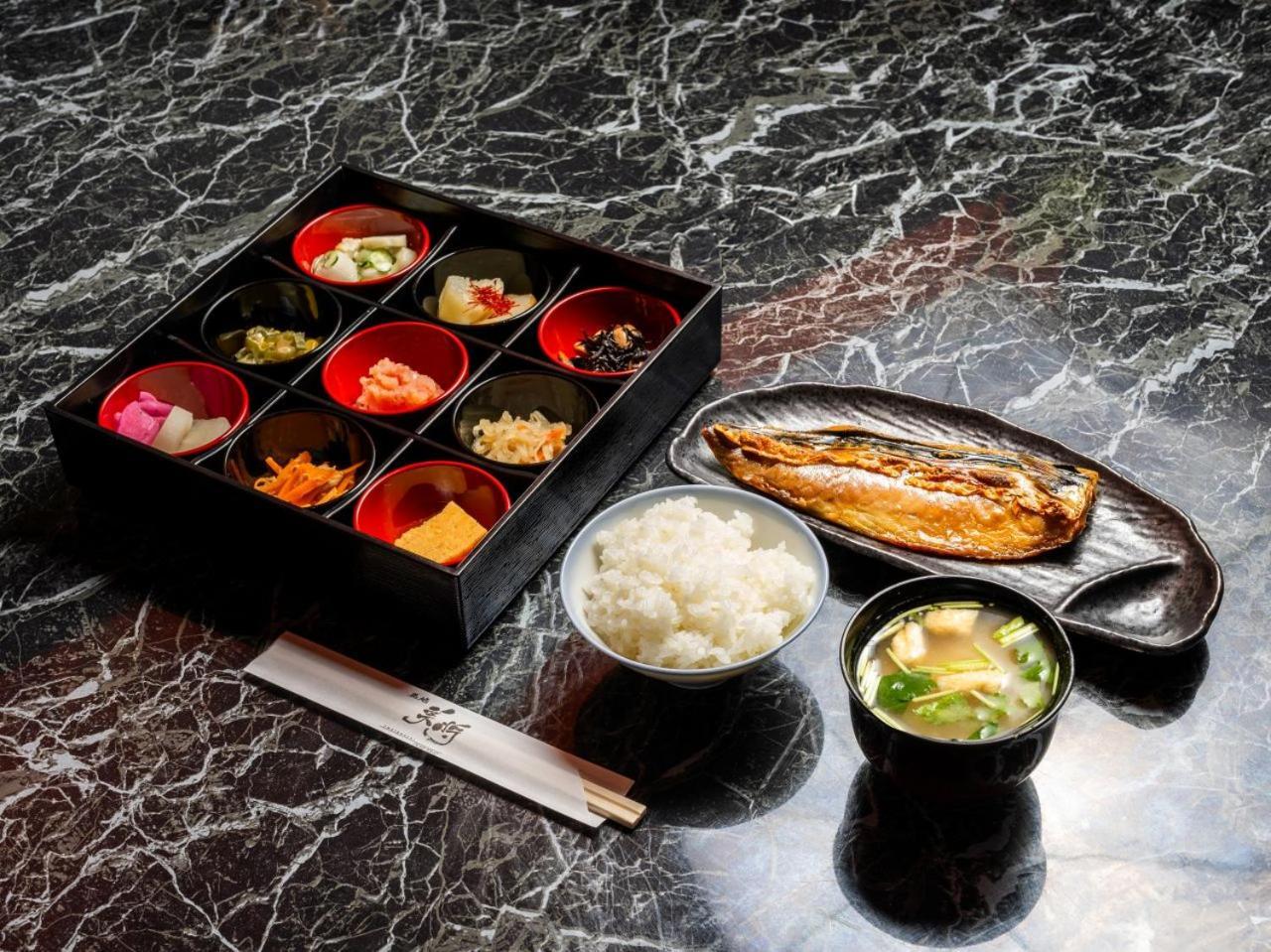 Apa Hotel Tsukiji Ekiminami Токио Екстериор снимка